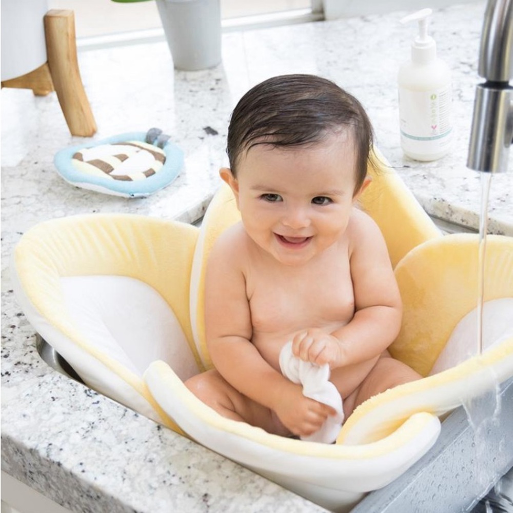 BLOOMING BATH LOTUS - LOTUS, YELLOW/WHITE/GRAY